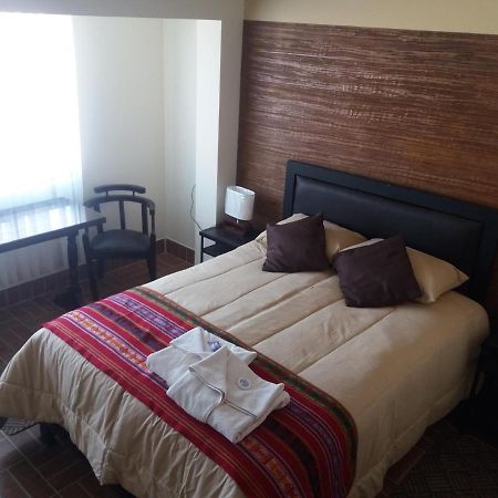 Hostal Jerian Уюні Екстер'єр фото