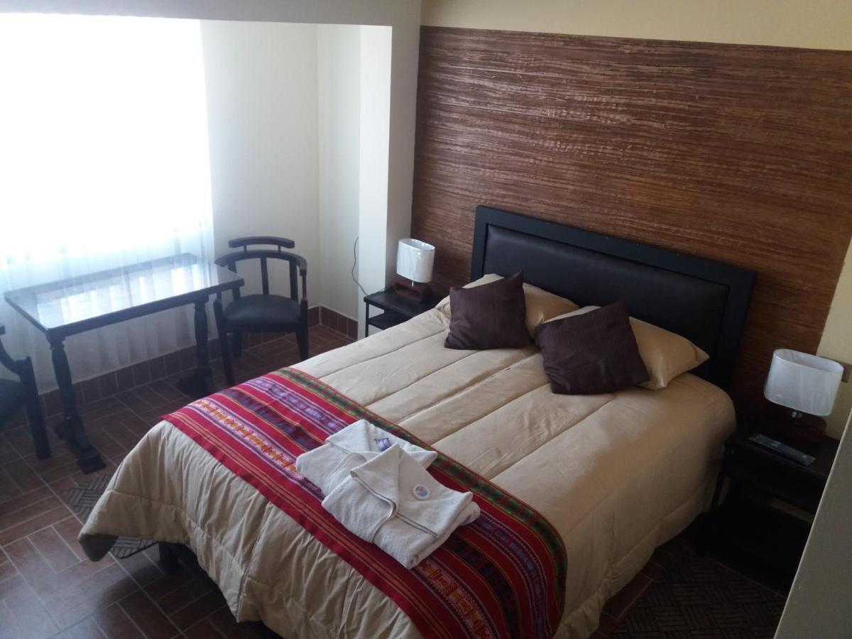 Hostal Jerian Уюні Екстер'єр фото