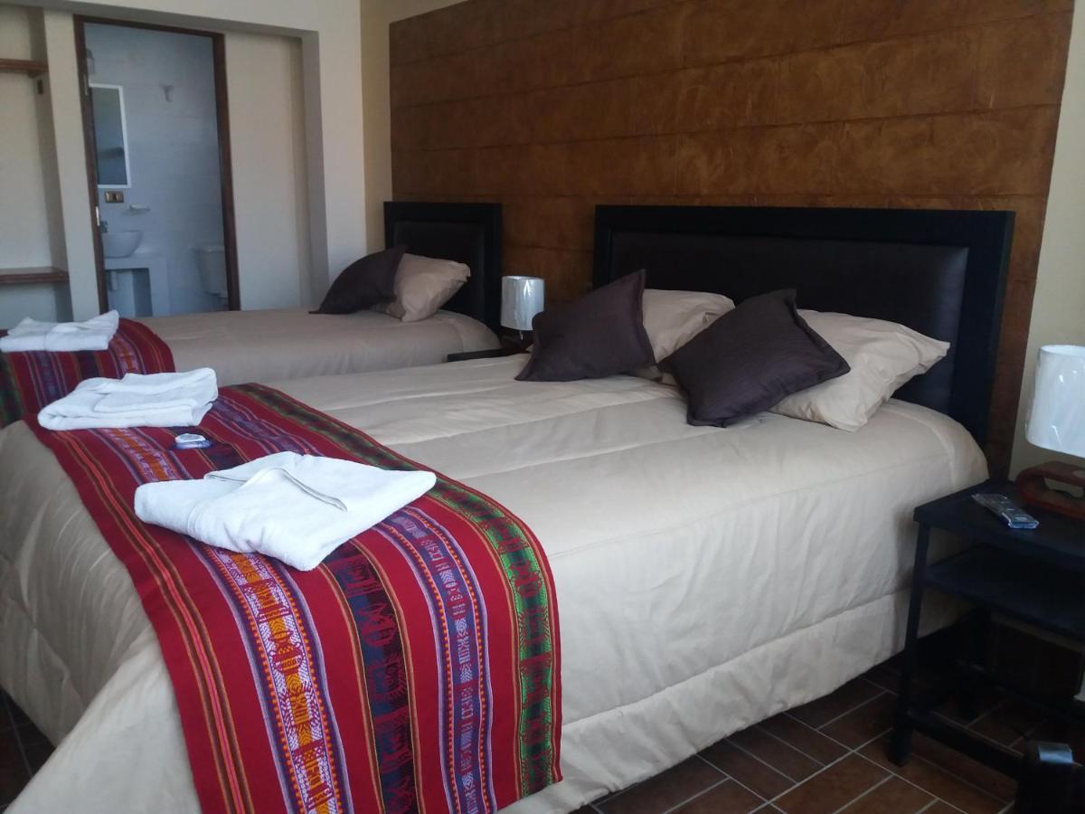 Hostal Jerian Уюні Екстер'єр фото